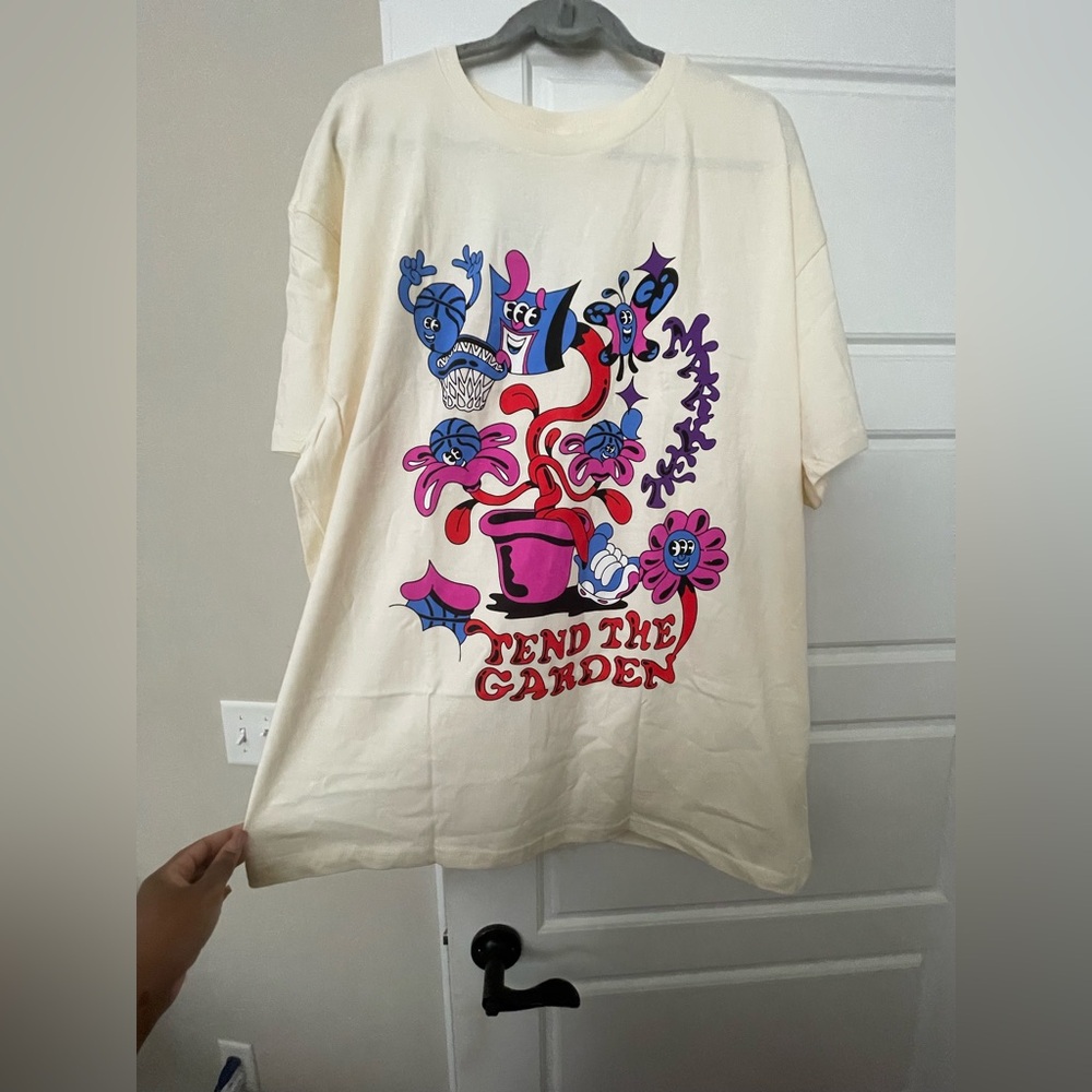 Men’s Graphic T